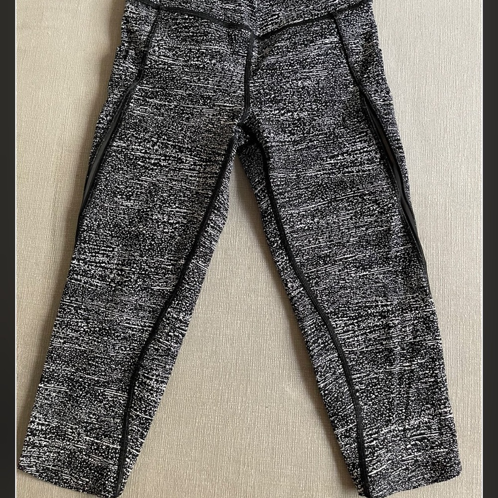 lululemon leggings size 4